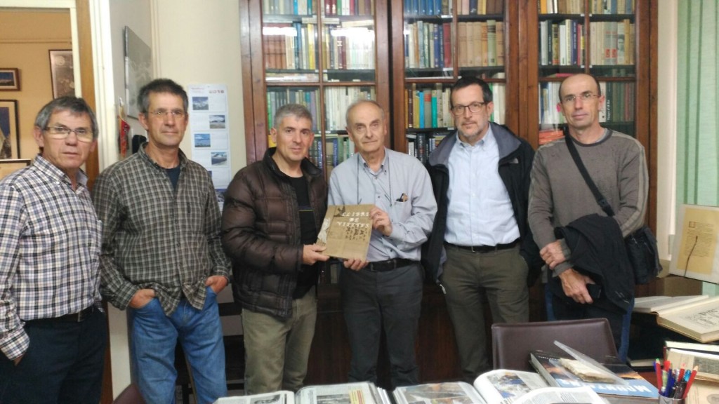 biblioteca_dr_ylla